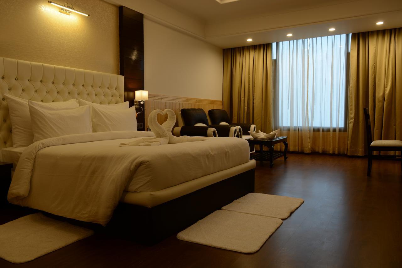 Hotel Dhroov By Mystical Views Shimla Eksteriør bilde